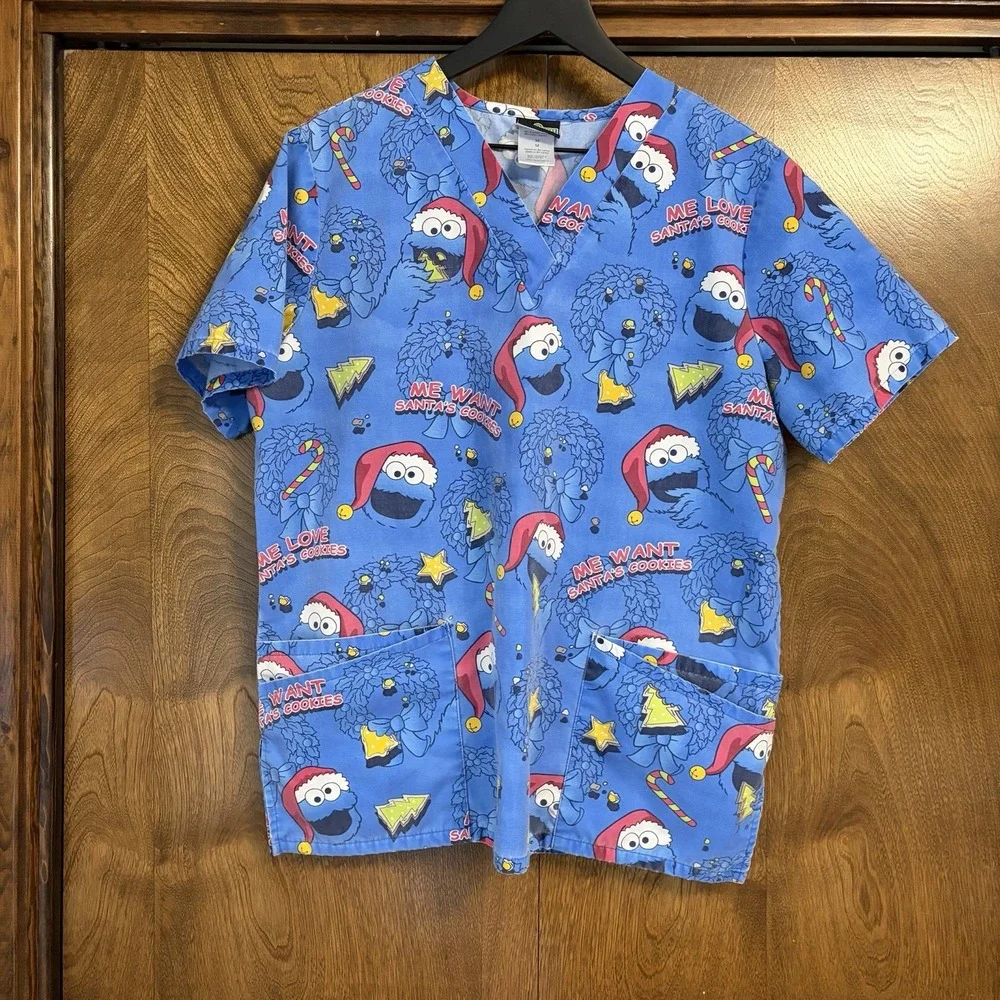 Sesame Street Cookie Monster Santa Christmas Medium Blue Scrub Top Kidcore - Picture 1 of 11